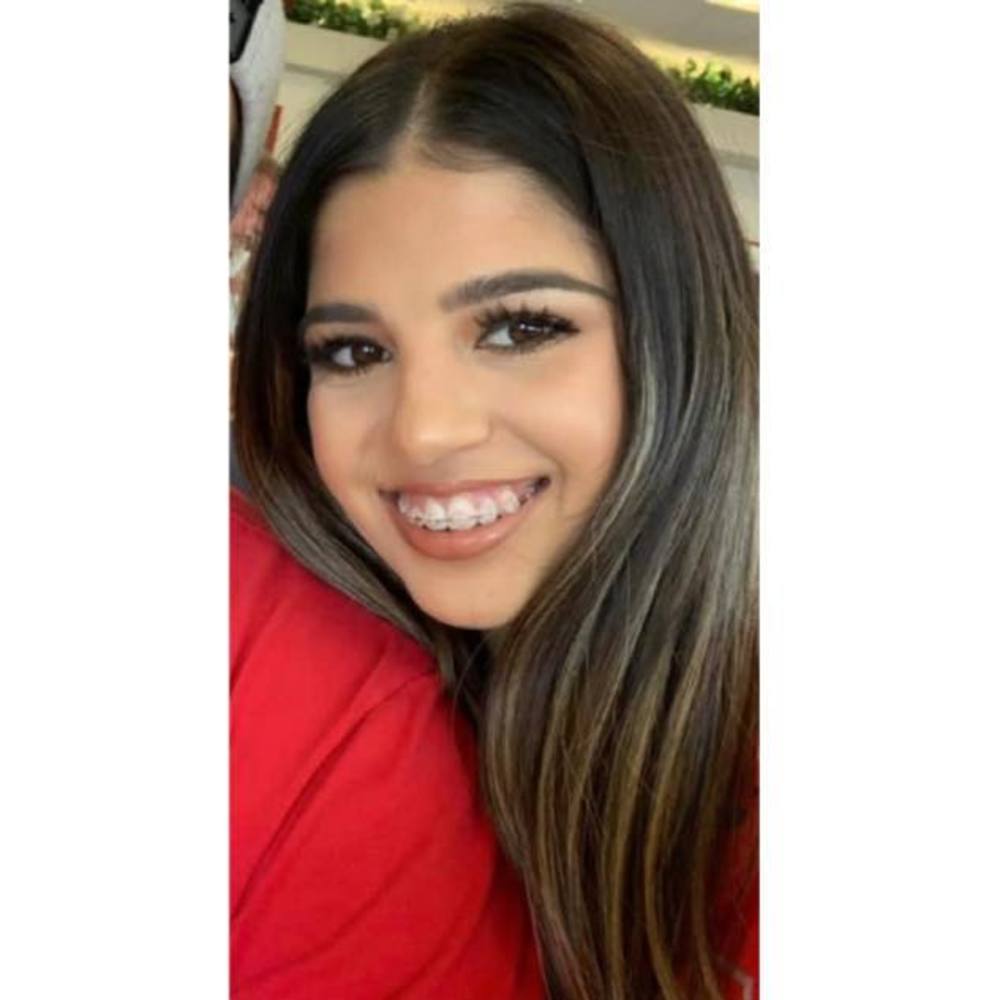 Meet your Posher, Leyla